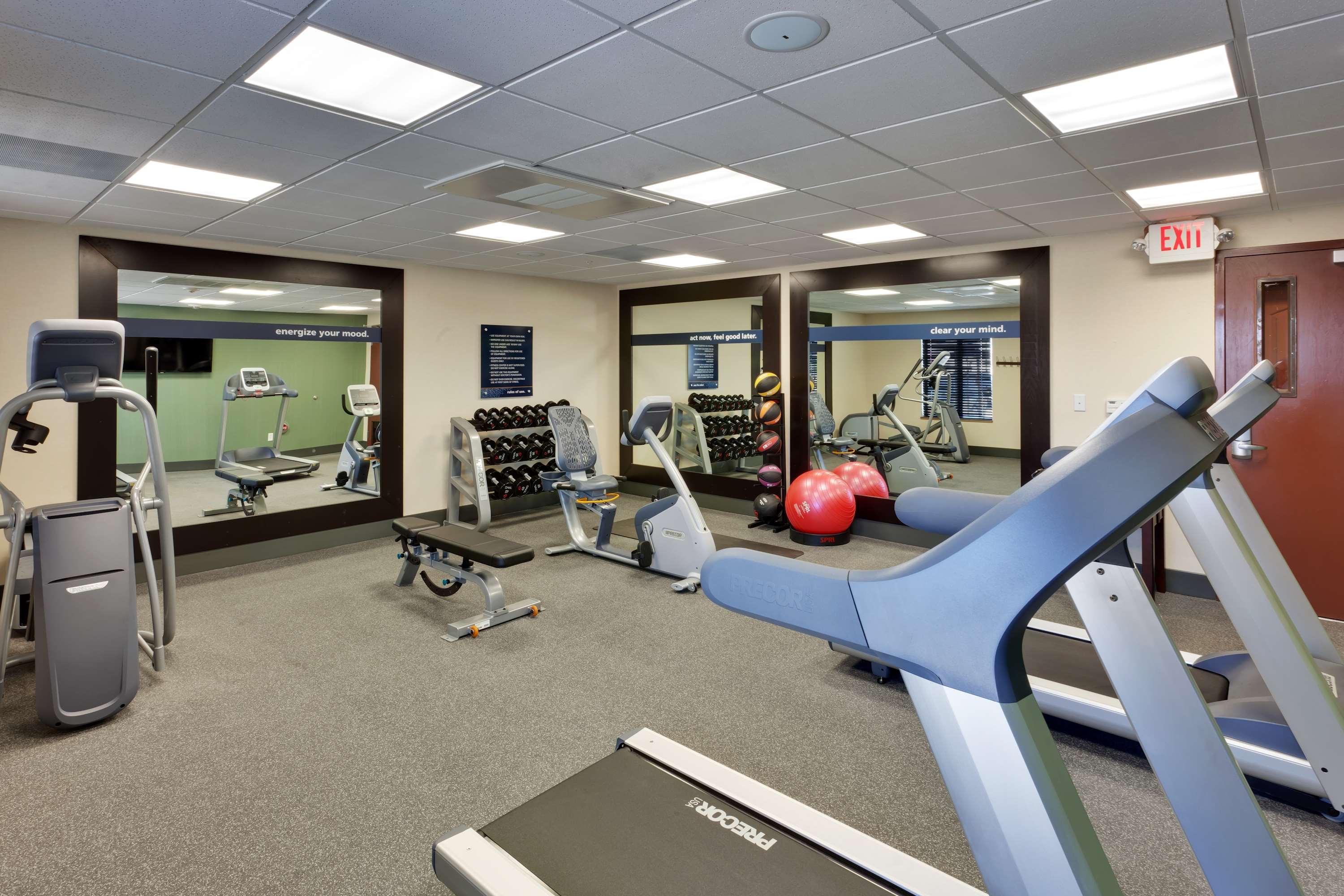 Hampton Inn & Suites Fresno - Northwest Herndon Facilities photo